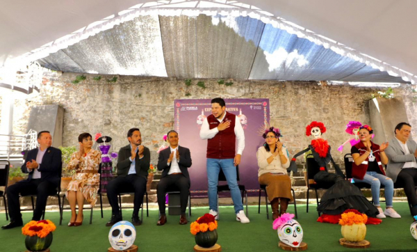 Promueve gobierno estatal a productores locales con &quot;Expo Cooperativa Día de Muertos&quot;